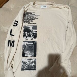 NFINITY Cream Graphic Long Sleeve Tee